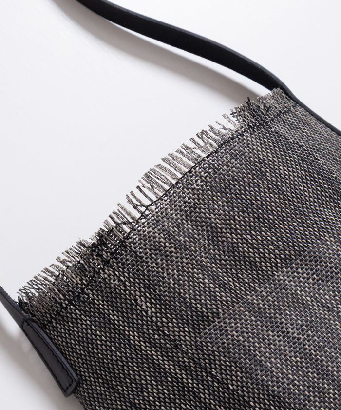 【HAAL】PRIMITIVE SACOCHE PAPER - BLACK / ハール プリミティブ サコッシュ ペーパー ショルダーバッグ 2026ss 2026春夏 正規取扱店 神奈川 鎌倉 ARZACH KAMAKURA オンラインショップ 通販