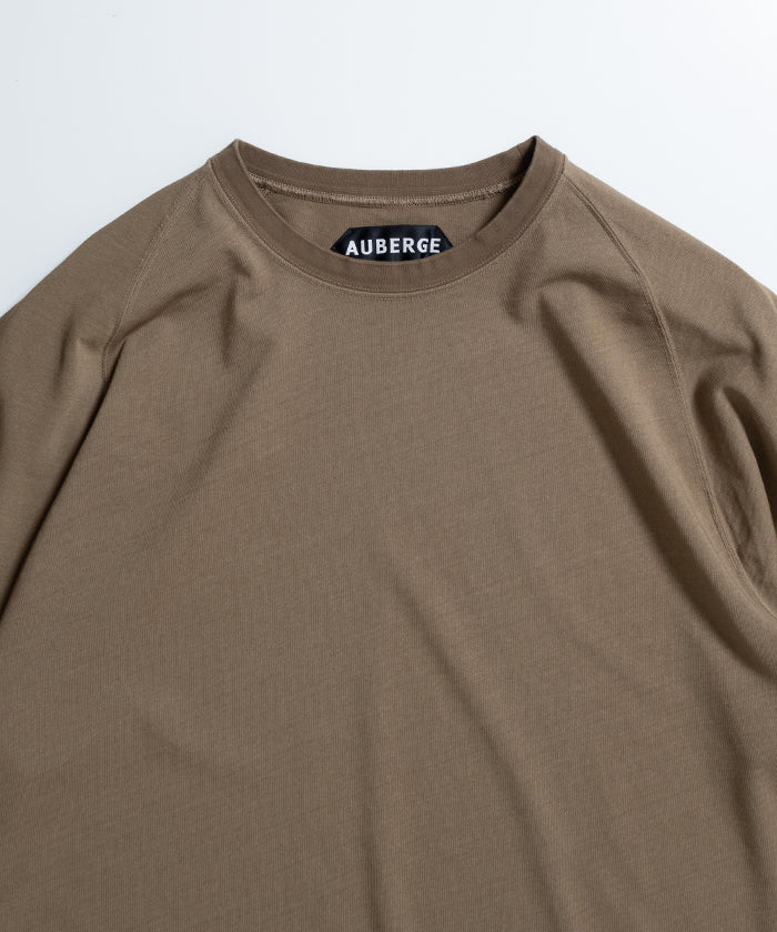【AUBERGE】RODRIGO - BEIGE / オーベルジュ ロドリゴ フリーダムスリーブ コットン 半袖 Tシャツ 服 2026ss 2026春夏 ‐ ARZACH KAMAKURA 正規取扱店 神奈川 鎌倉 オンラインショップ