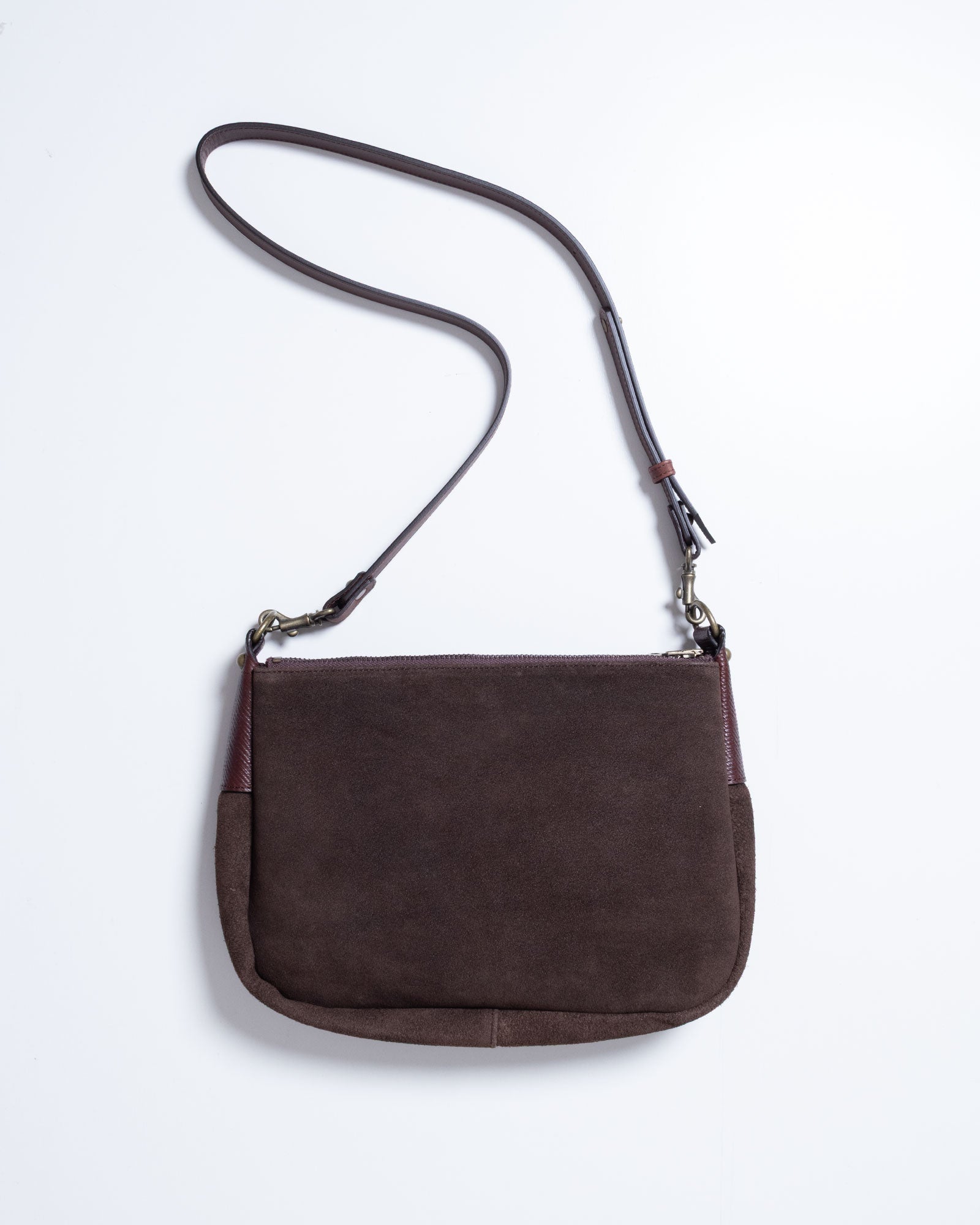 AUBERGE SACRAMENTO COFFEE BROWN バック
