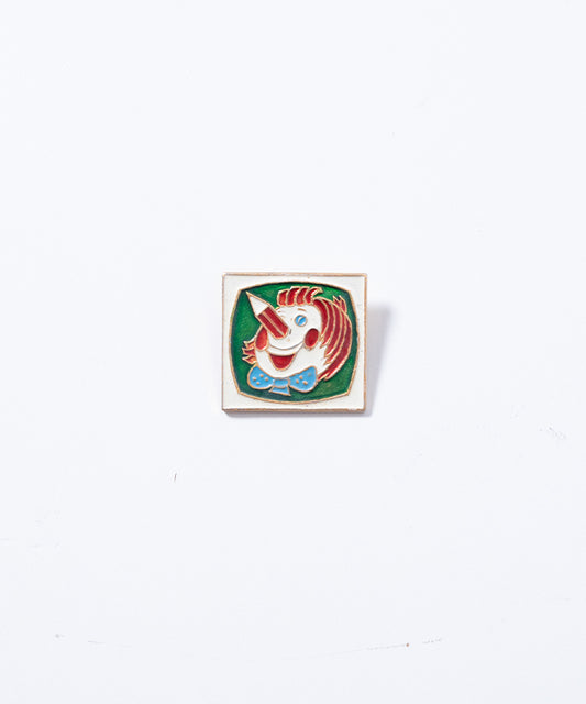 VINTAGE SOVIET PIN - 10