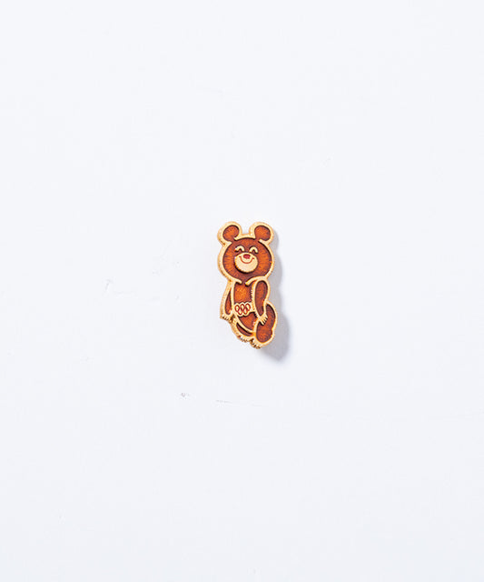 VINTAGE SOVIET PIN - 18