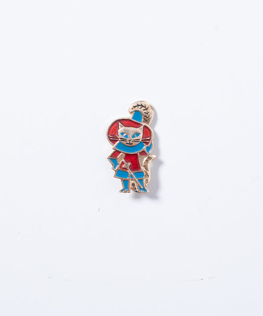 VINTAGE SOVIET PIN - 9