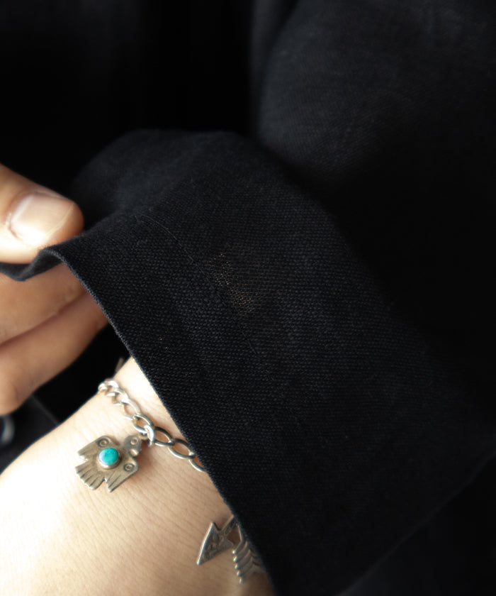 【INTÉRIM】SUITING LINEN OPEN COLLAR OVER SHIRT JACKET / インテリム スーチング リネン オープンカラー オーバーシャツジャケット ブラック 2026ss 2026春夏 正規取扱店 神奈川 鎌倉 ARZACH KAMAKURA オンラインショップ 通販