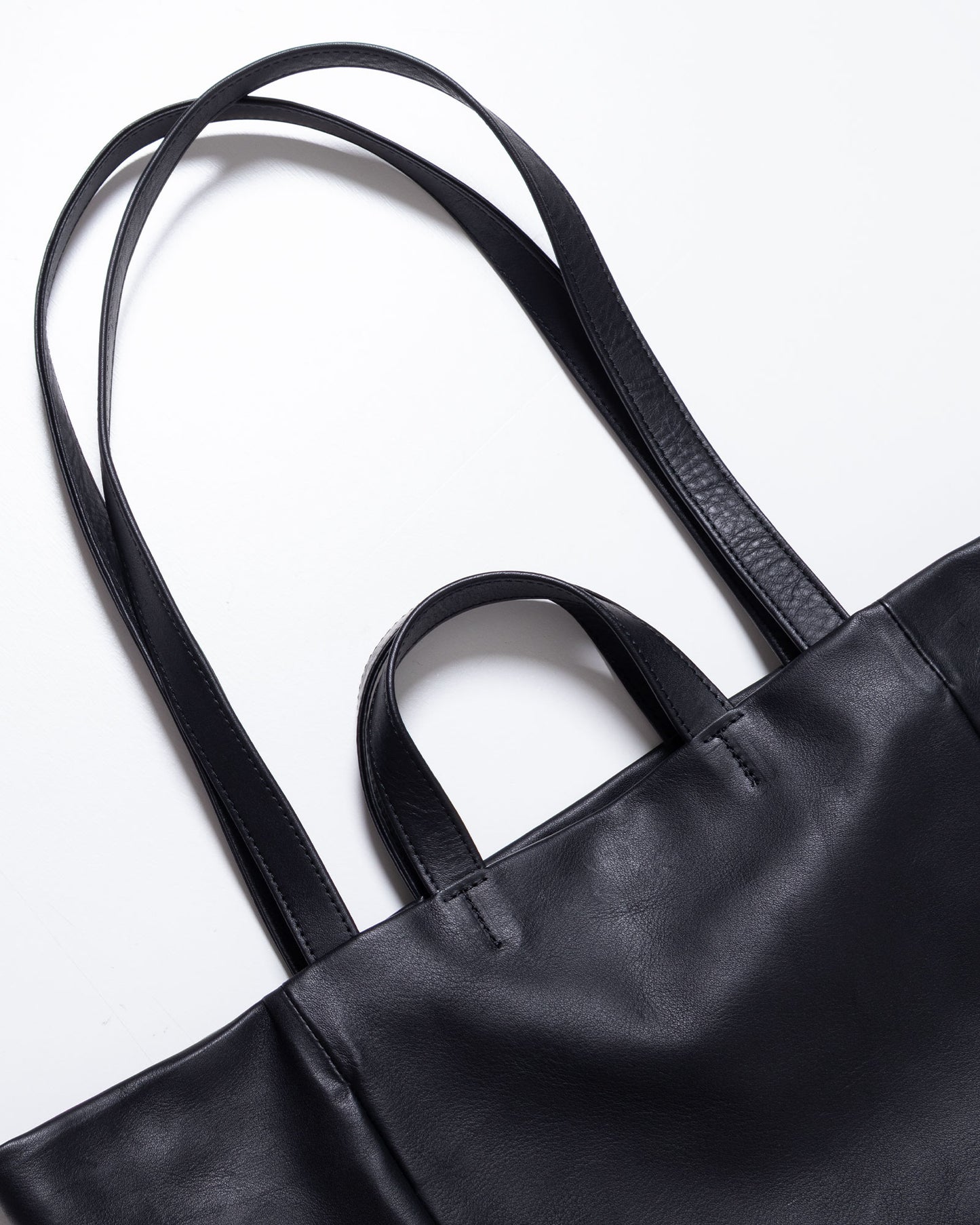 【HAAL】TALL BOX TOTE HS LEATHER - BLACK | ハール トールボックス トートバッグ カウレザー 2026aw 2026秋冬 正規取扱店 神奈川 鎌倉 アルザック鎌倉 オンラインショップ 通販 
