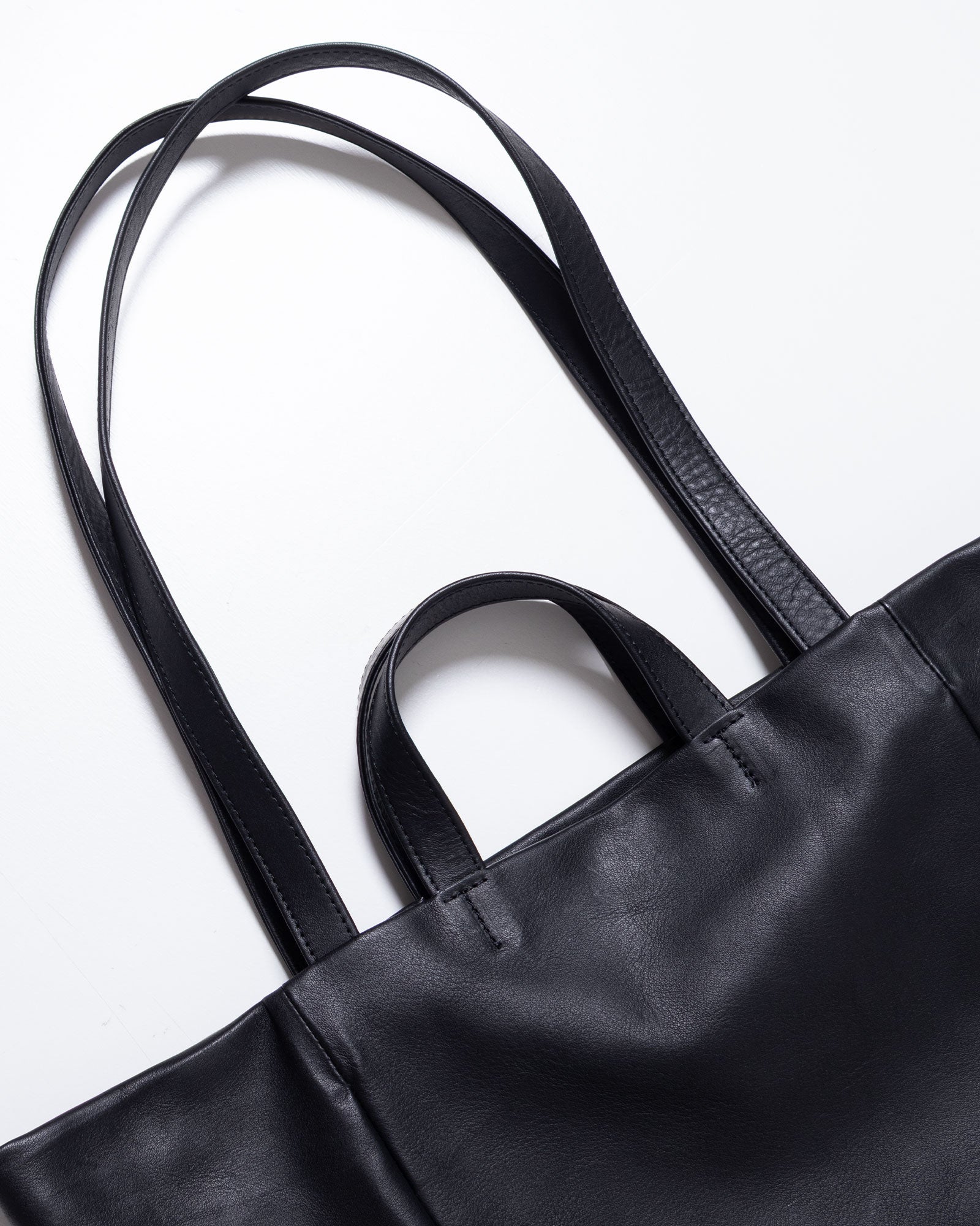 【HAAL】TALL BOX TOTE HS LEATHER - BLACK | ハール トールボックス トートバッグ カウレザー 2026aw 2026秋冬 正規取扱店 神奈川 鎌倉 アルザック鎌倉 オンラインショップ 通販 