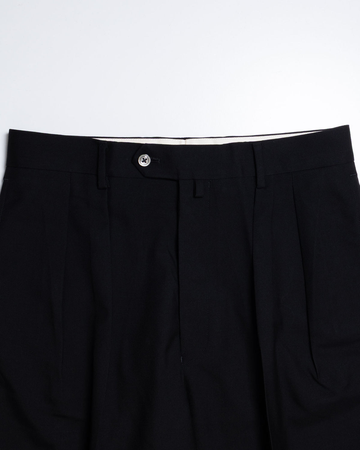 NEAT THE GABARDINE WIDE BLACK ウエスト回り・フロント