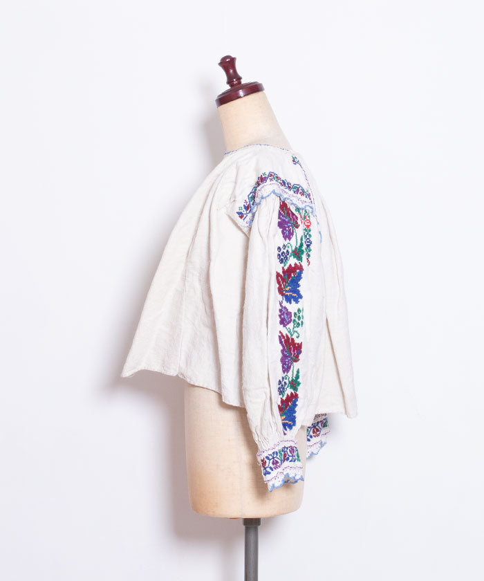 ANTIQUE ROMANIAN EMBROIDERY LINEN BLOUSE - A'r139 Kamakura