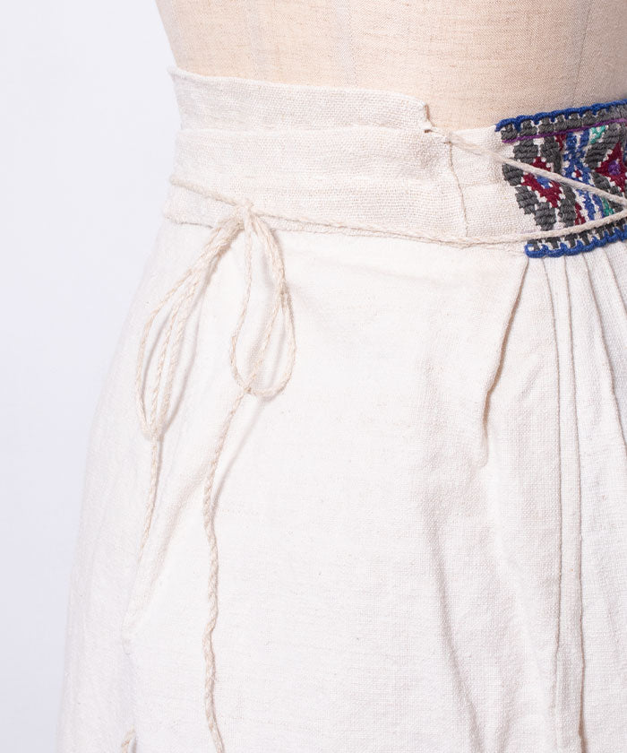 ANTIQUE ROMANIAN EMBROIDERY LINEN SKIRT / アンティーク ルーマニア刺繍 ホームスパンリネンスカート 民族衣装