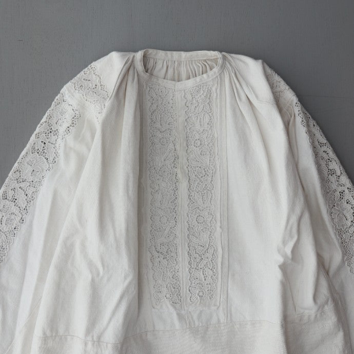 ANTIQUE ROMANIAN LINEN BLOUSE（アンティーク ルーマニアン リネン ブラウス）